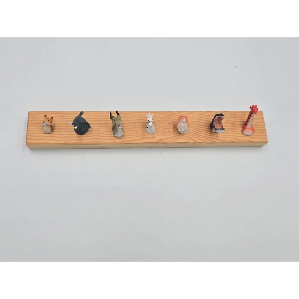 Rare Kikkerland Pack Rack Animal Jewelry Organizer Steph Mantis Safari Wall Hook
